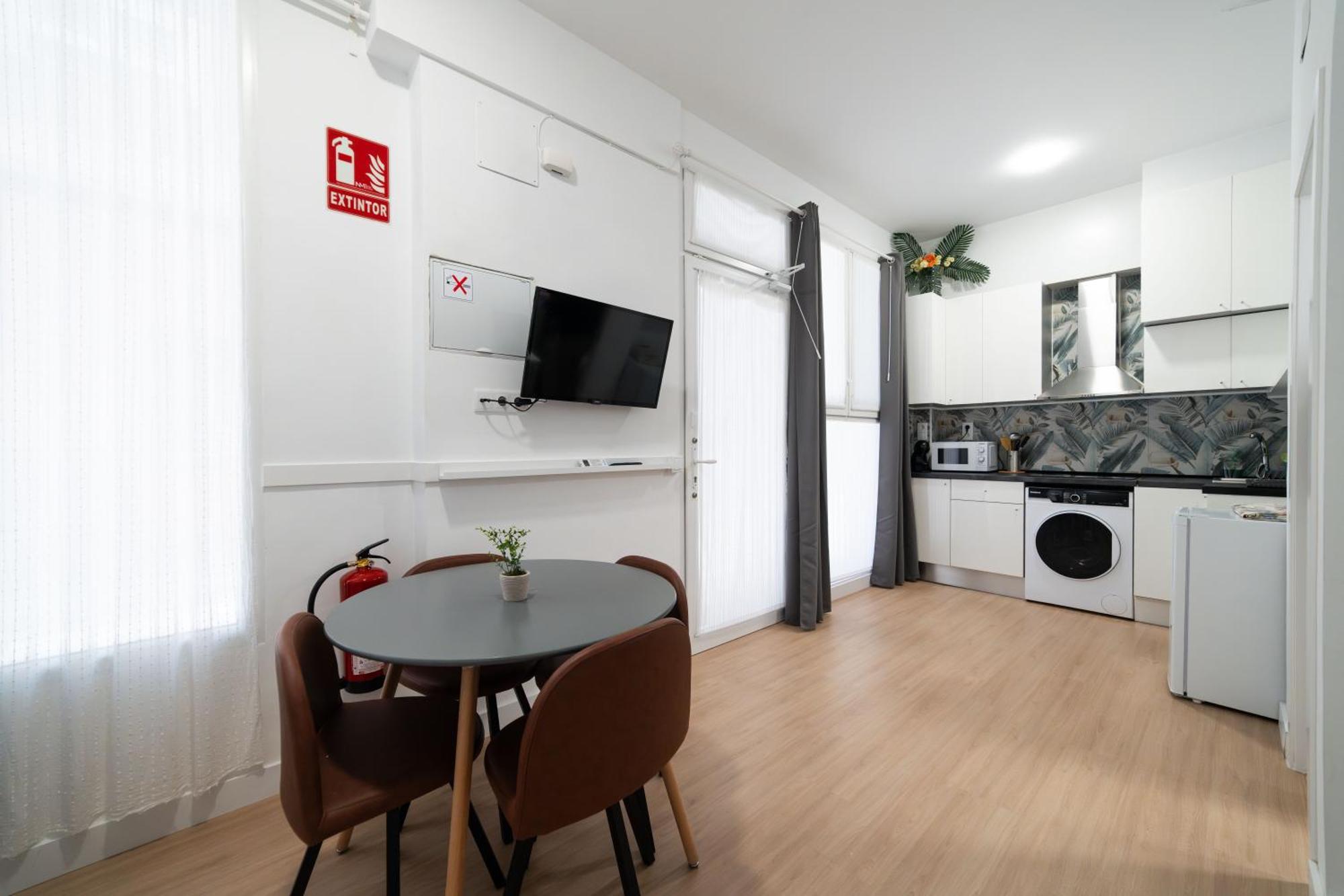 Hotel Quatre Llunes Santa Pola Bagian luar foto
