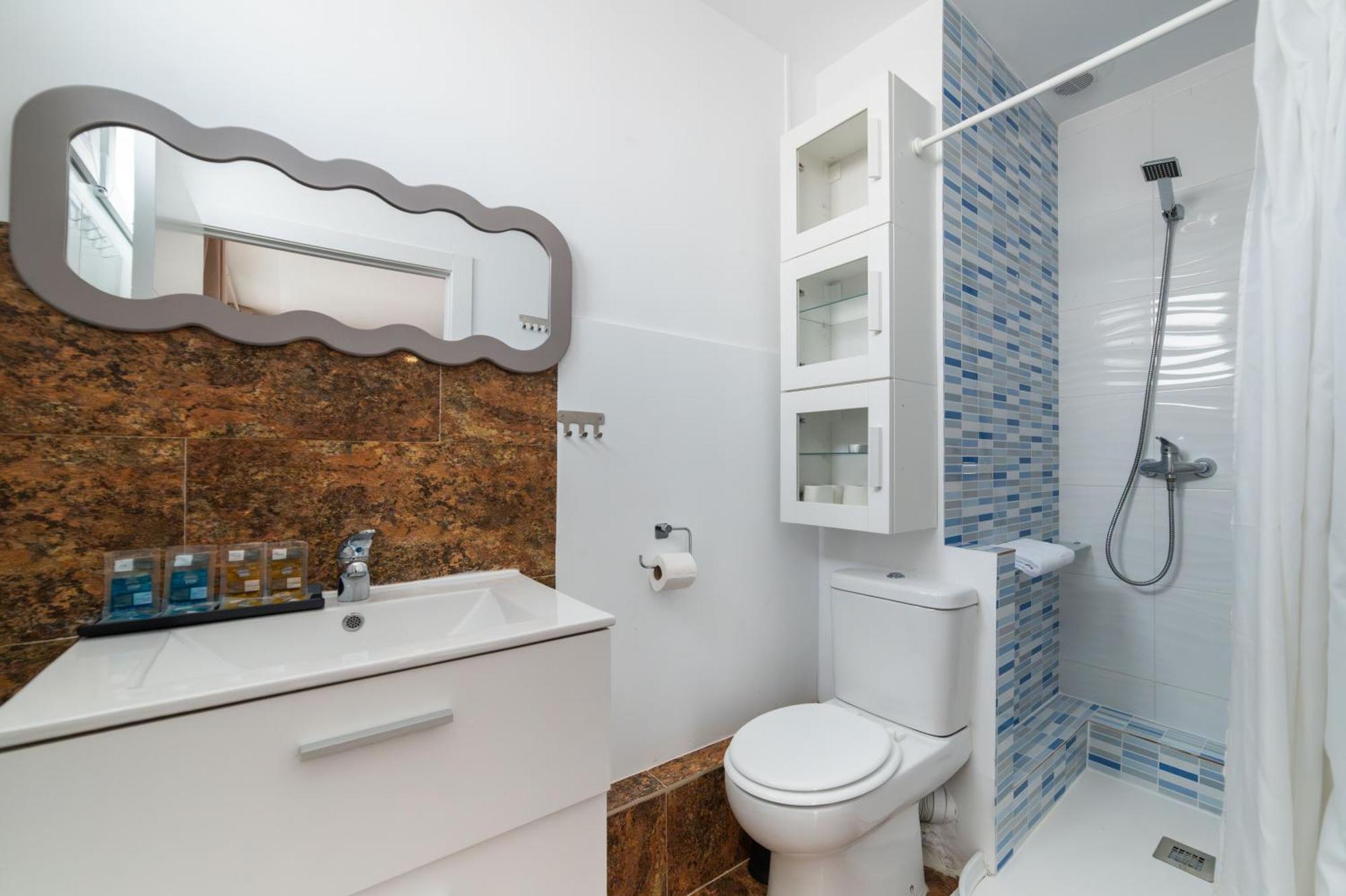 Hotel Quatre Llunes Santa Pola Bagian luar foto