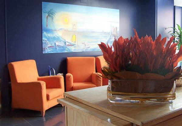 Hotel Quatre Llunes Santa Pola Bagian luar foto